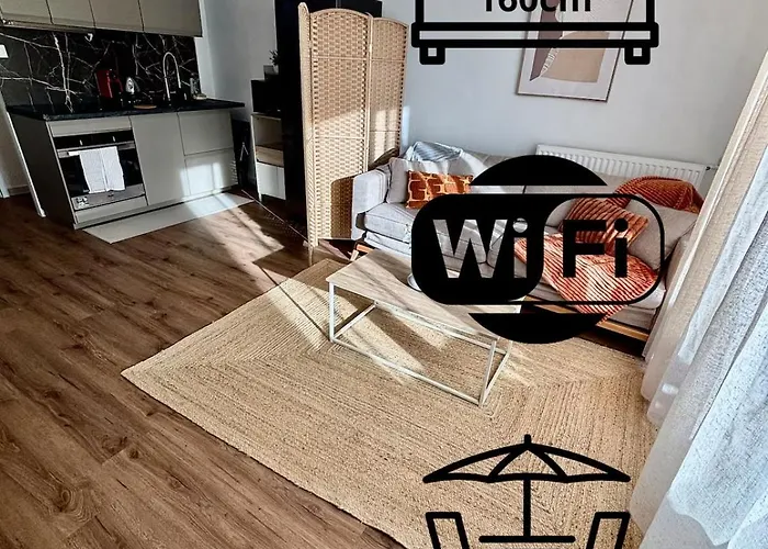 2 Bedrooms, Tram, Secure